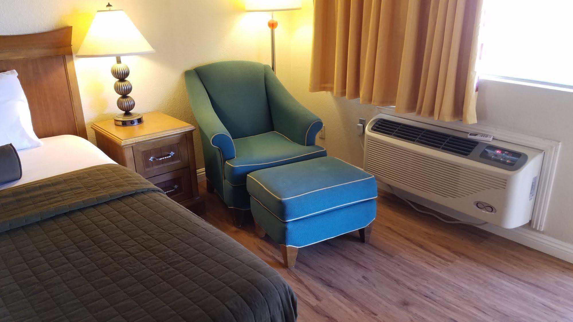 Hotel Europa Ridgecrest Eksteriør bilde